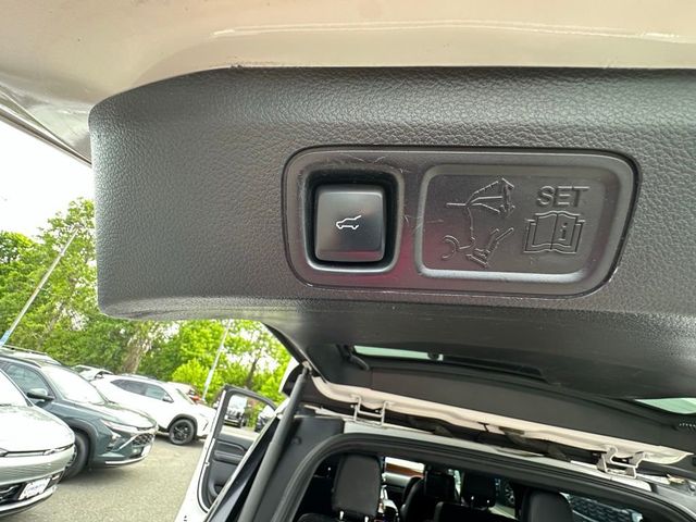 2018 Lincoln Navigator L 4x4 Reserve - 23022169 - 17