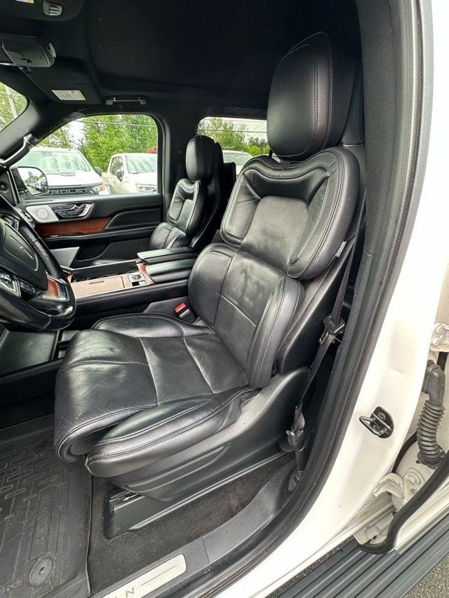 2018 Lincoln Navigator L 4x4 Reserve - 23022169 - 20