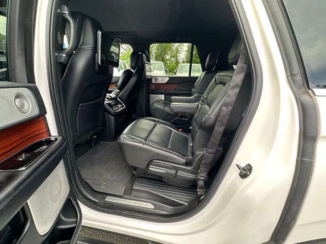 2018 Lincoln Navigator L 4x4 Reserve - 23022169 - 22