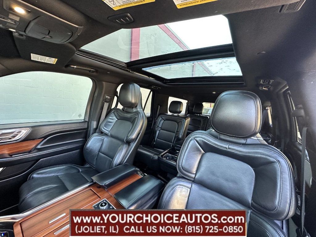 2018 Lincoln Navigator L 4x4 Reserve - 22845055 - 19