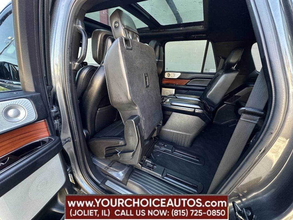 2018 Lincoln Navigator L 4x4 Reserve - 22845055 - 23