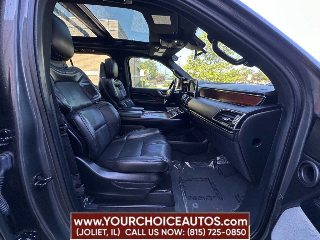 2018 Lincoln Navigator L 4x4 Reserve - 22845055 - 37