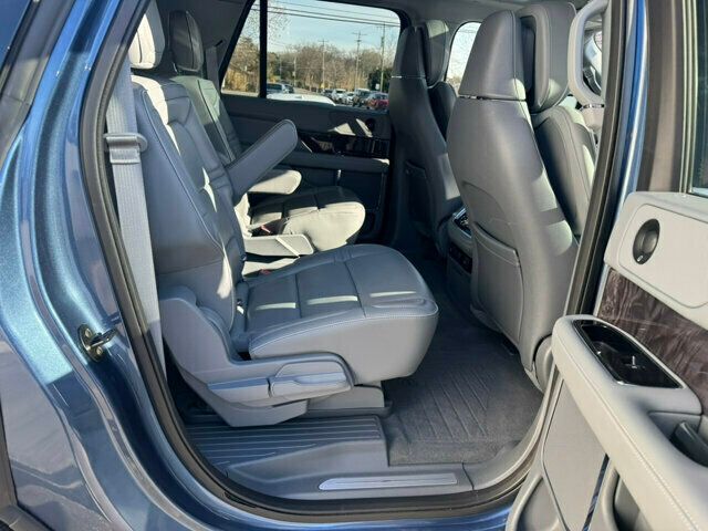 2018 Lincoln Navigator L LocalTrade/Select/RWD/TechnologyPkg/2ndRowCaptainSeats/NAV - 22758355 - 16