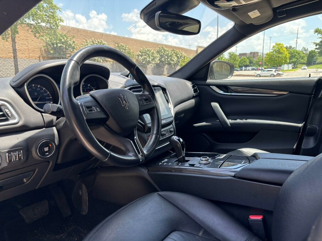 2018 Maserati Ghibli S Q4 photo 3