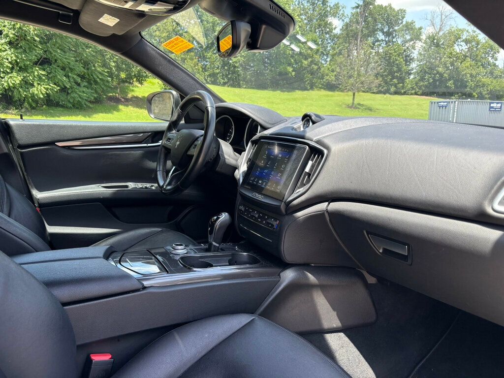 2018 Maserati Ghibli S Q4 photo 4