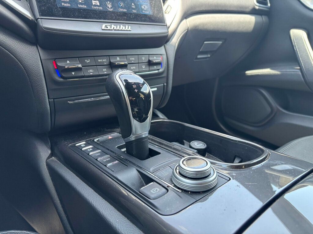 2018 Maserati Ghibli S Q4 photo 20
