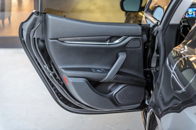 2018 Maserati Ghibli GHIBLI GRANSPORT - NAV - BACKUP CAM - BLUETOOTH - MUST SEE - 22970843 - 52