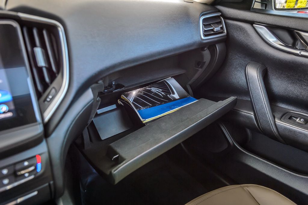 2018 Maserati Ghibli GHIBLI - LOW MILES - NAV - MOONROOF - BACKUP CAM - GORGEOUS - 23007541 - 36