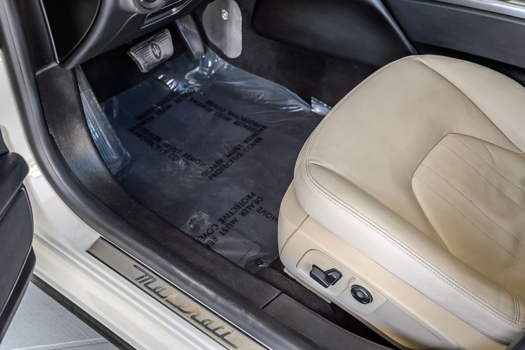 2018 Maserati Ghibli GHIBLI - LOW MILES - NAV - MOONROOF - BACKUP CAM - GORGEOUS - 23007541 - 40