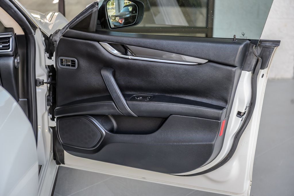 2018 Maserati Ghibli GHIBLI - LOW MILES - NAV - MOONROOF - BACKUP CAM - GORGEOUS - 23007541 - 54