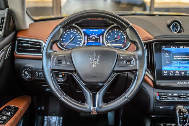 2018 Maserati Ghibli GHIBLI - LOW MILES - NAV - MOONROOF - BACKUP CAM - GORGEOUS - 23023692 - 29