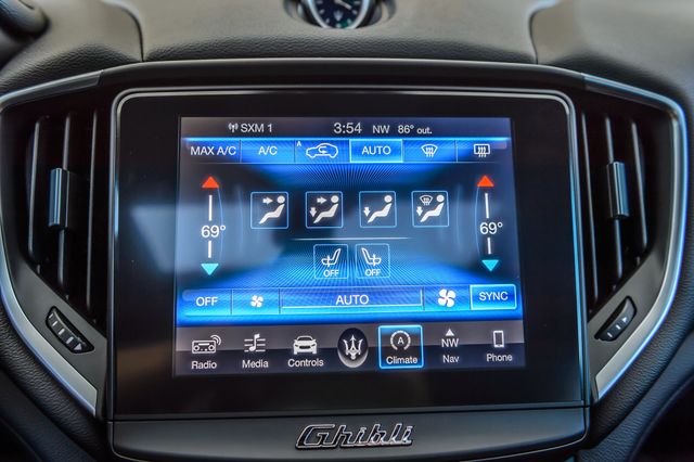 2018 Maserati Ghibli GHIBLI - NAV - BACKUP CAM - BLUETOOTH - GORGEOUS - 23094775 - 18
