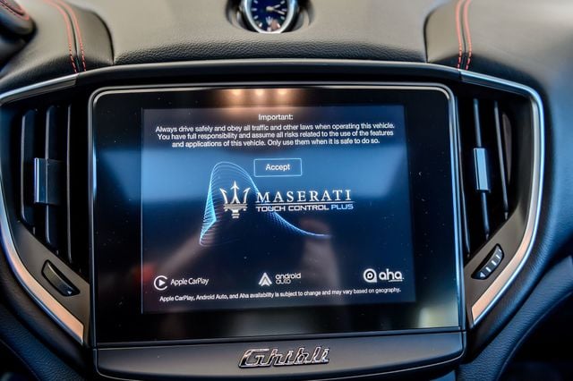 2018 Maserati Ghibli GHIBLI - NAV - MOONROOF - BACKUP CAM - LOADED - LOW MILES - 22934604 - 17