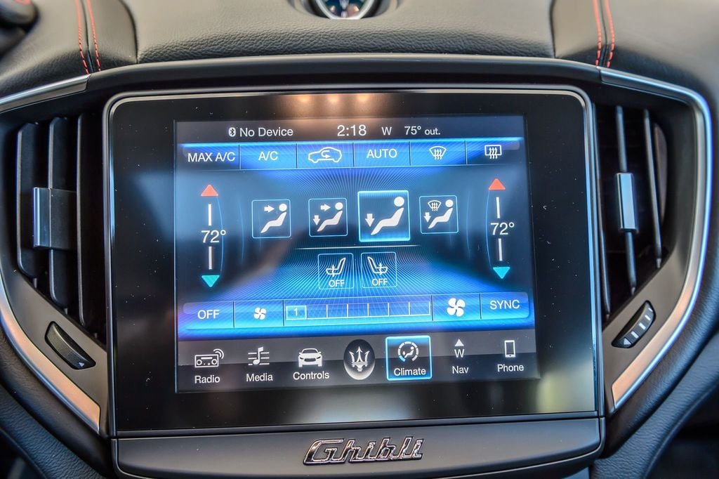 2018 Maserati Ghibli GHIBLI - NAV - MOONROOF - BACKUP CAM - LOADED - LOW MILES - 22934604 - 18