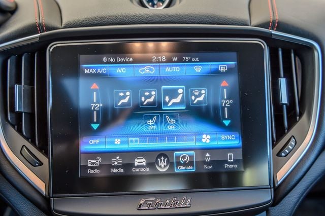 2018 Maserati Ghibli GHIBLI - NAV - MOONROOF - BACKUP CAM - LOADED - LOW MILES - 22934604 - 18