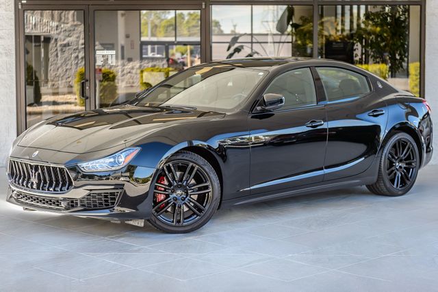 2018 Maserati Ghibli GHIBLI - NAV - MOONROOF - BACKUP CAM - LOADED - LOW MILES - 22934604 - 1