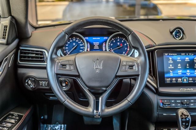 2018 Maserati Ghibli GHIBLI - NAV - MOONROOF - BACKUP CAM - LOADED - LOW MILES - 22934604 - 29