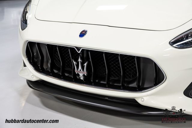 2018 Maserati GranTurismo Sport 4.7L - 23020213 - 12
