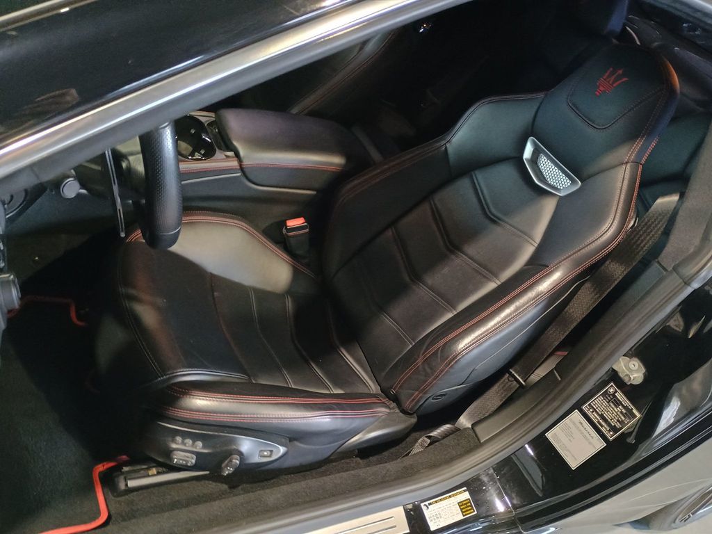 2018 Maserati GranTurismo Sport 4.7L Clean Carfax Florida Car - 23060841 - 14