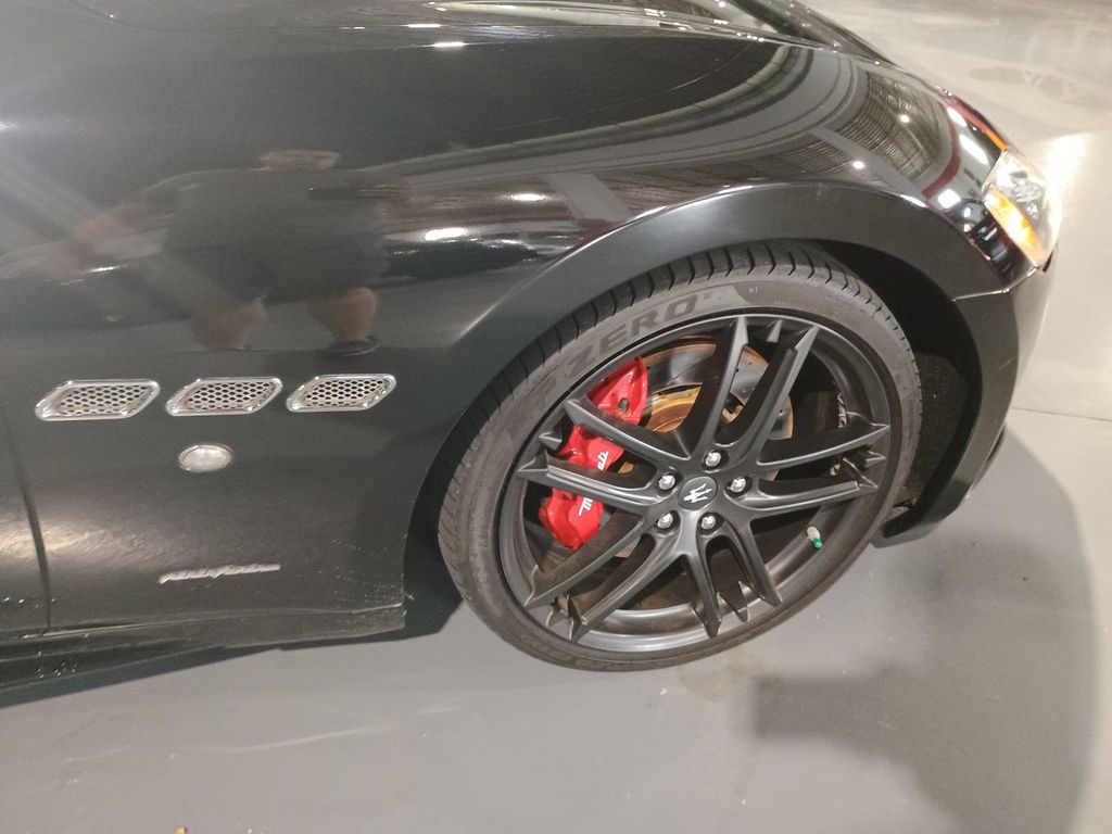 2018 Maserati GranTurismo Sport 4.7L Clean Carfax Florida Car - 23060841 - 43