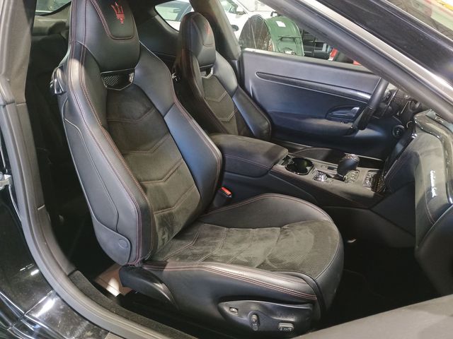 2018 Maserati GranTurismo Sport 4.7L MC Sport Line Clean Carfax - 22944057 - 33
