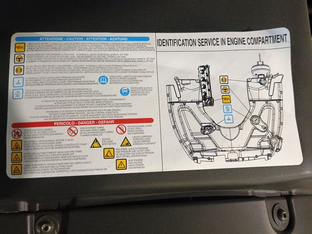 2018 Maserati GranTurismo Sport 4.7L MC Sport Line Clean Carfax - 22944057 - 39