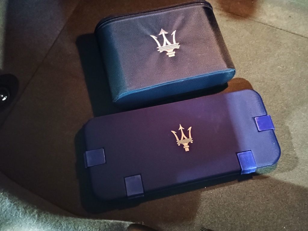 2018 Maserati GranTurismo Sport 4.7L MC Sport Line Clean Carfax - 22944057 - 43