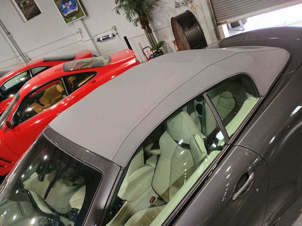 2018 Maserati GranTurismo Convertible Sport 4.7L 1 Owner Florida - 23007088 - 19