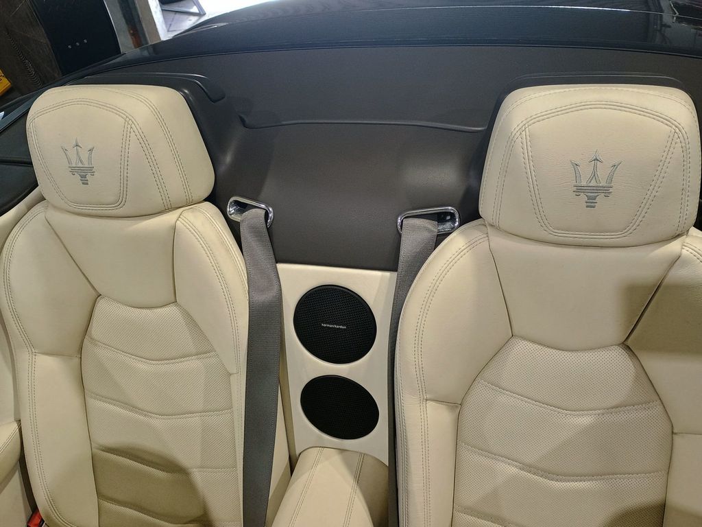 2018 Maserati GranTurismo Convertible Sport 4.7L 1 Owner Florida - 23007088 - 21