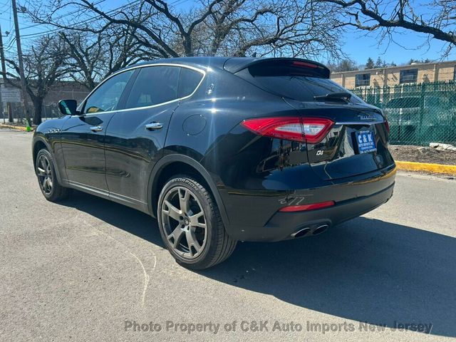 2018 Maserati Levante 3.0L - 23002763 - 10