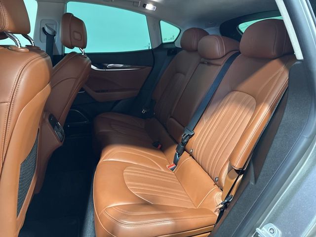 2018 Maserati Levante GranLusso 3.0L - 23028313 - 29