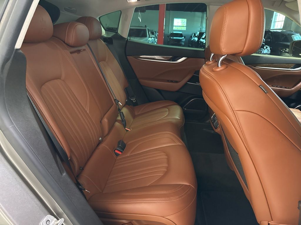 2018 Maserati Levante GranLusso 3.0L - 23028313 - 36