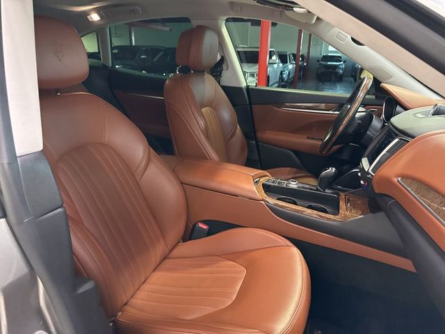 2018 Maserati Levante GranLusso 3.0L - 23028313 - 40