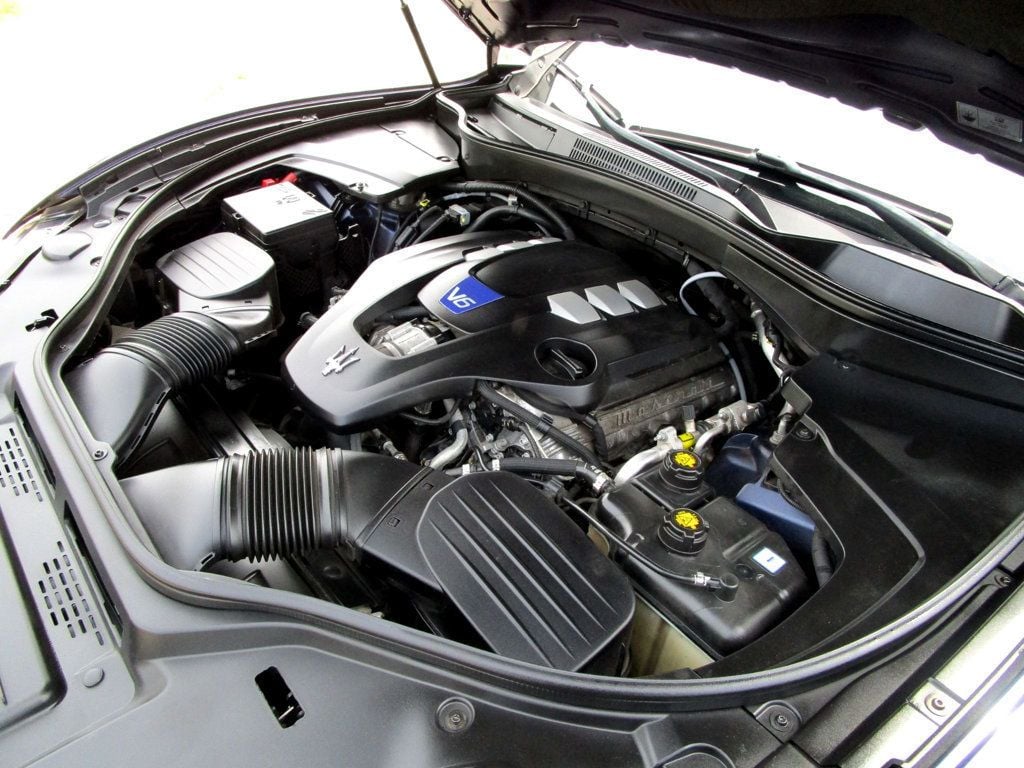 2018 Maserati Levante S GranSport 3.0L - 23031107 - 38
