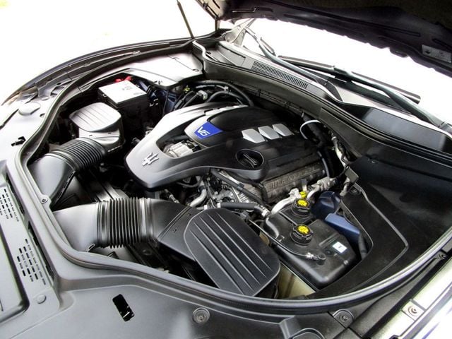 2018 Maserati Levante S GranSport 3.0L - 23031107 - 38