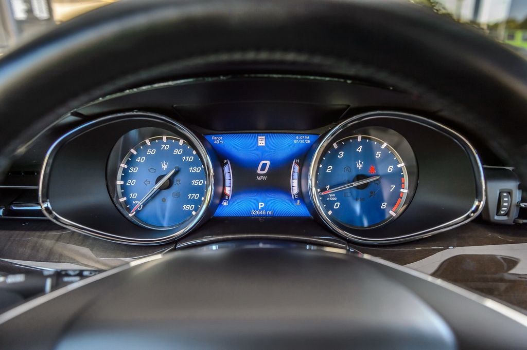 2018 Maserati Quattroporte QUATTROPORTE S GRANLUSSO - NAV - BACKUP CAM - BLUETOOTH -MUSTSEE - 23060842 - 17
