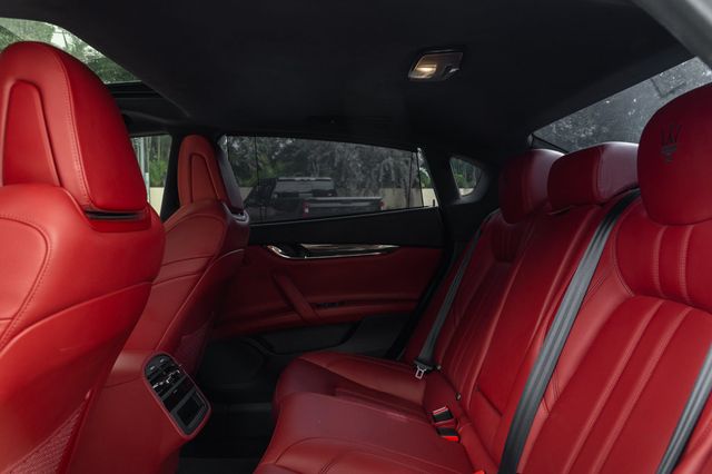 2018 Maserati Quattroporte S GranSport 3.0L - 22634242 - 23