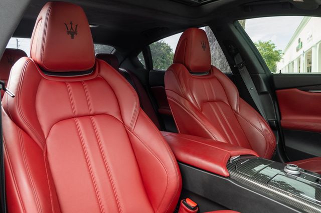 2018 Maserati Quattroporte S GranSport 3.0L - 22634242 - 29