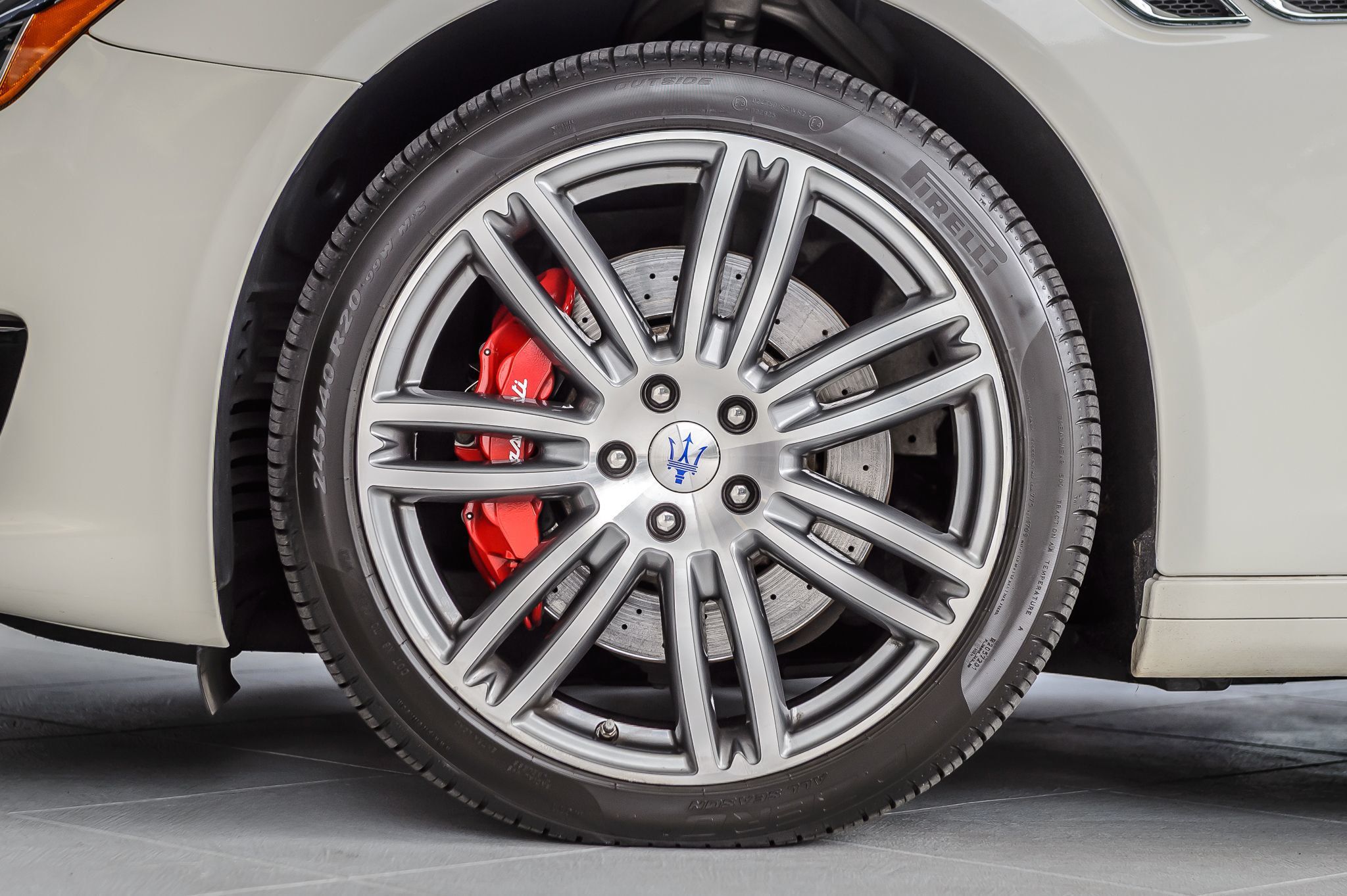 2018 Maserati Quattroporte SQ4 GranSport photo 11