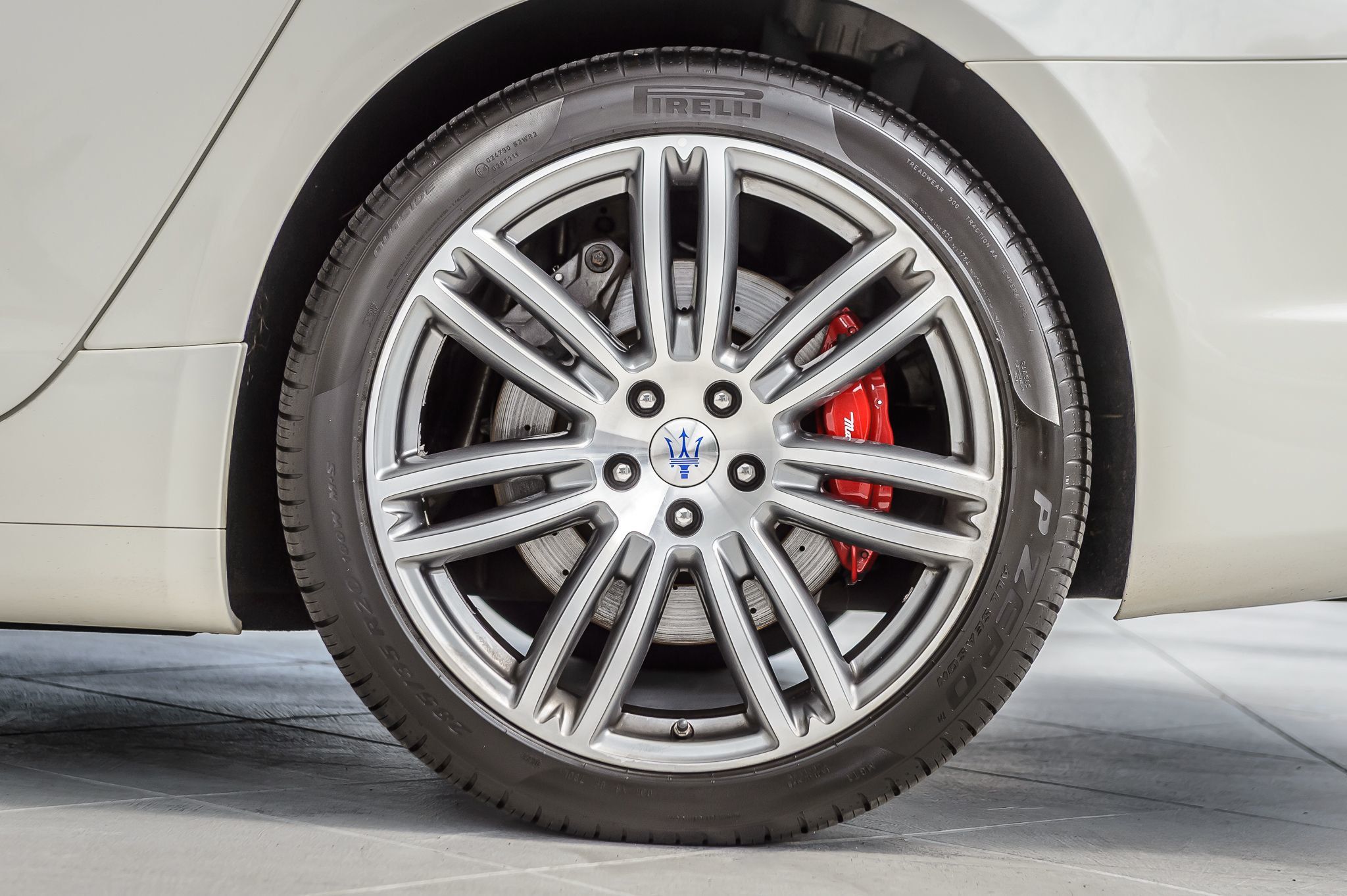 2018 Maserati Quattroporte SQ4 GranSport photo 12