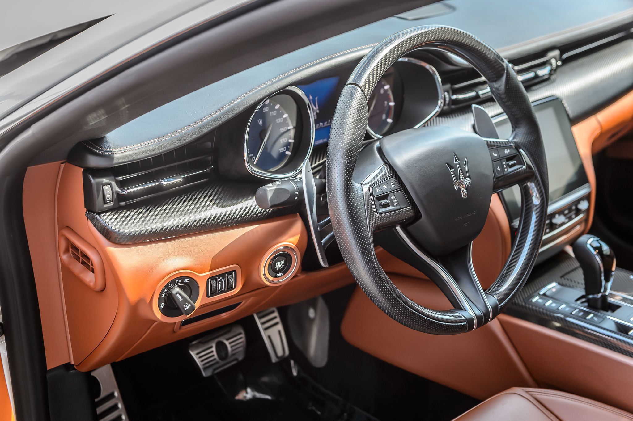2018 Maserati Quattroporte SQ4 GranSport photo 21