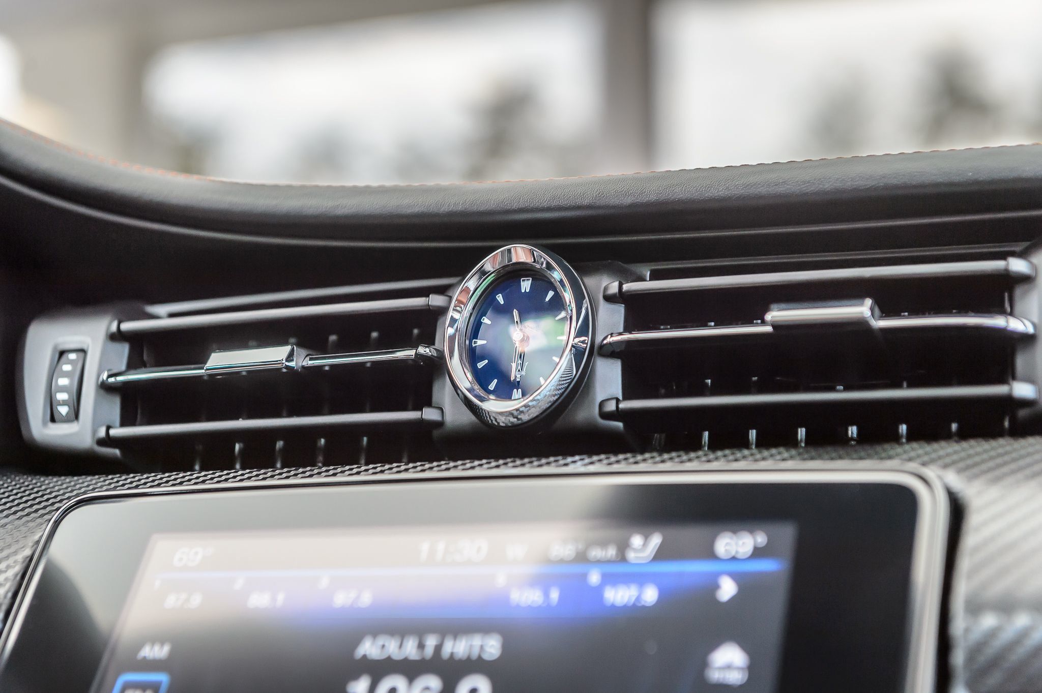 2018 Maserati Quattroporte SQ4 GranSport photo 24