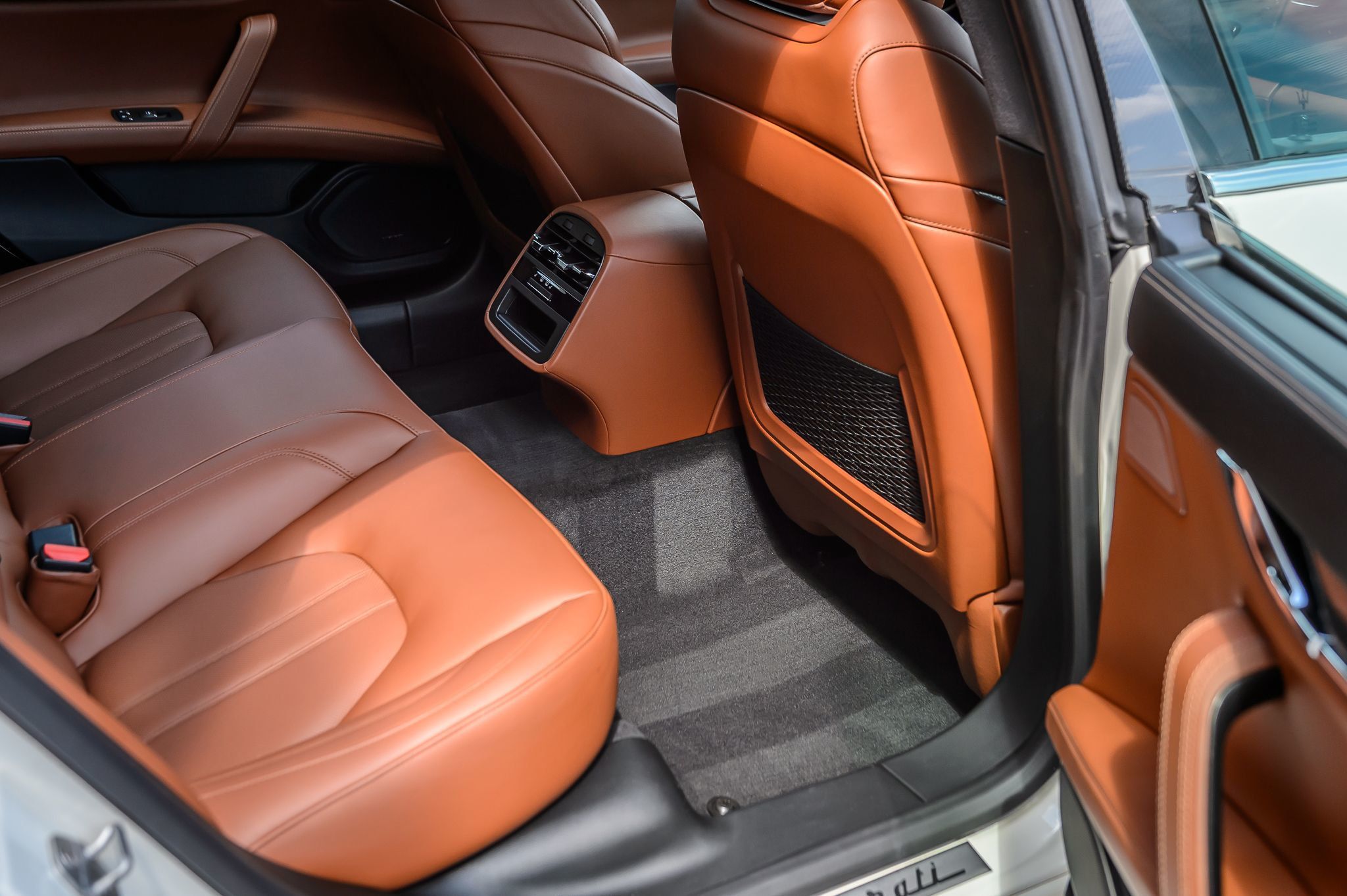 2018 Maserati Quattroporte SQ4 GranSport photo 37
