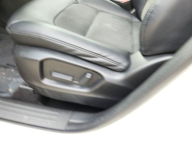 2018 Mazda CX-5 Touring AWD with Preferred Equipment Package - 22946500 - 11