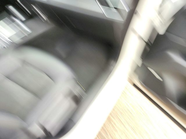 2018 Mazda CX-5 Touring AWD with Preferred Equipment Package - 22946500 - 25