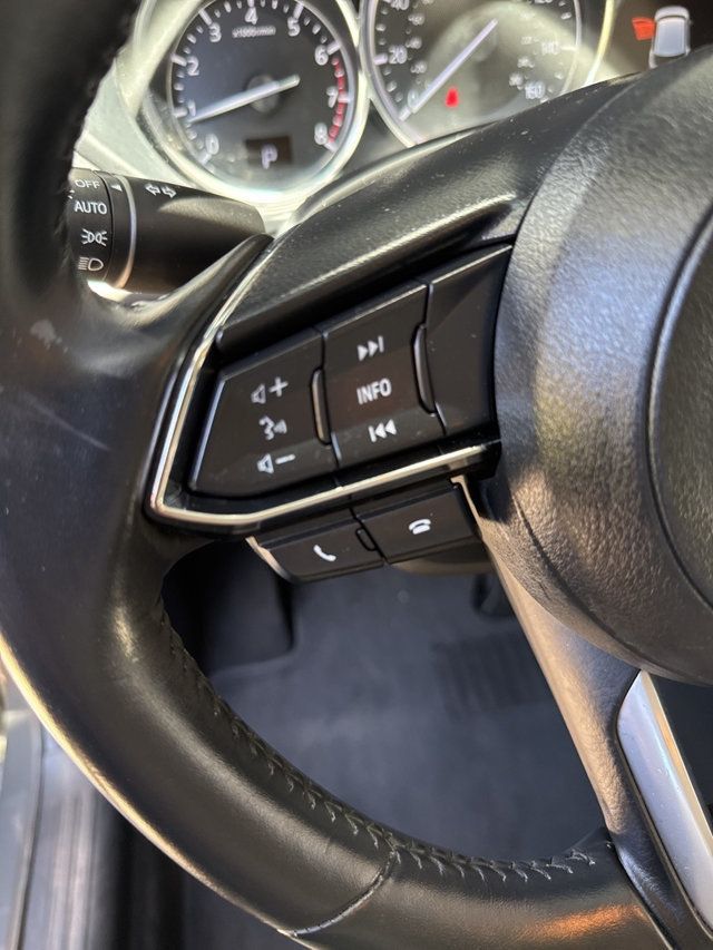 2018 Mazda CX-5 Touring FWD - 22904498 - 33