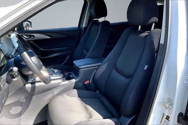 2018 Mazda CX-9 Sport - 23079944 - 9