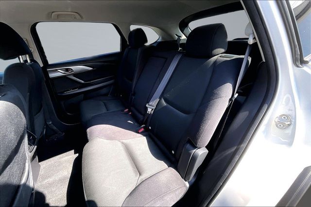 2018 Mazda CX-9 Sport - 23079944 - 16
