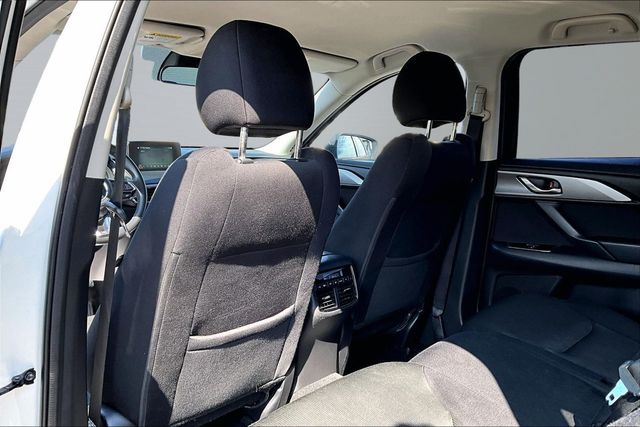 2018 Mazda CX-9 Sport - 23079944 - 17