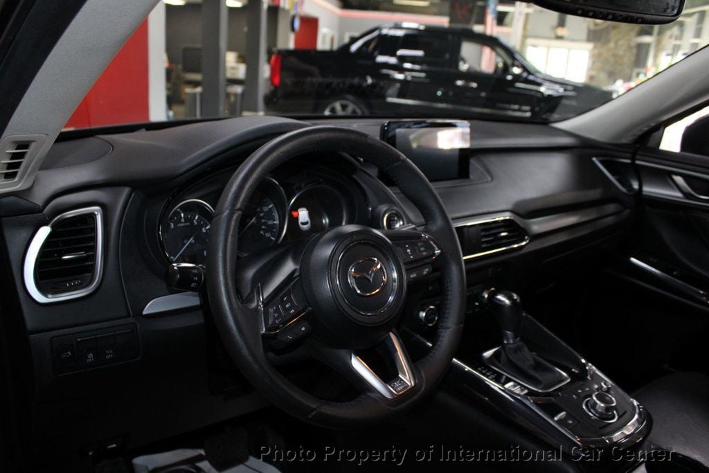 2018 Mazda CX-9 Touring - 22841159 - 10